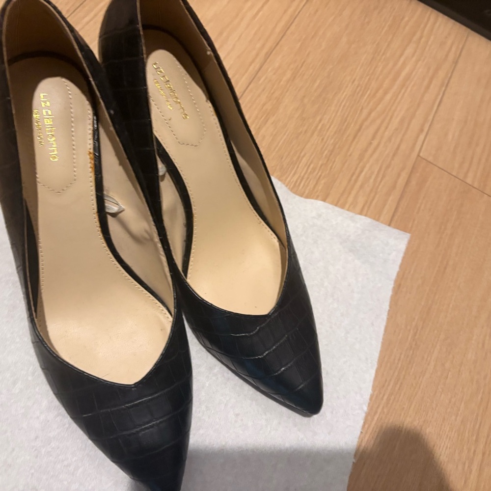 Liz Claiborne Black Croc-Pattern Heels - Picture 3 of 4